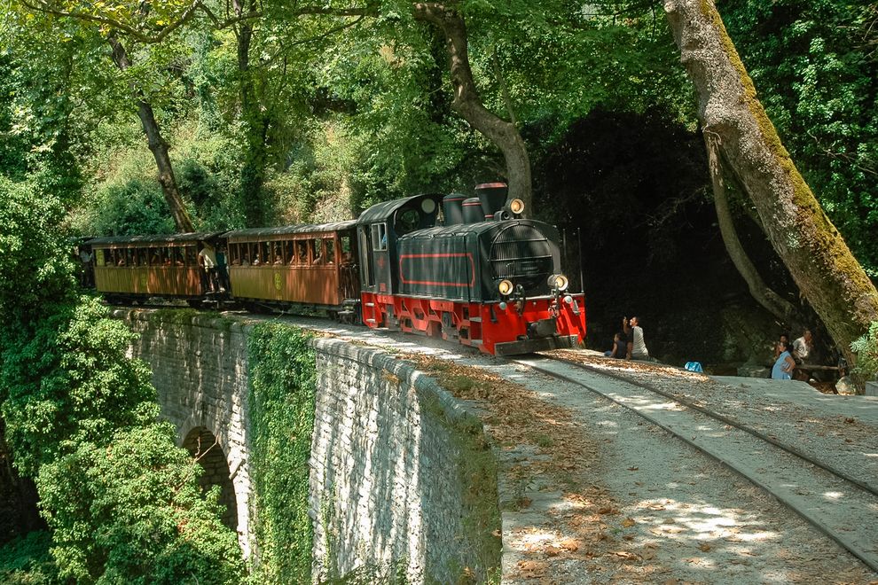 Moutzouris, il trenino del Pelio (Trainose)