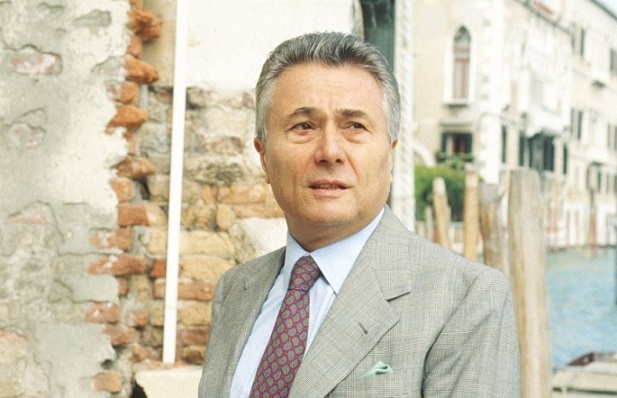 Arbasino fu anche protagonista del jet set (Leonardo Cendamo)