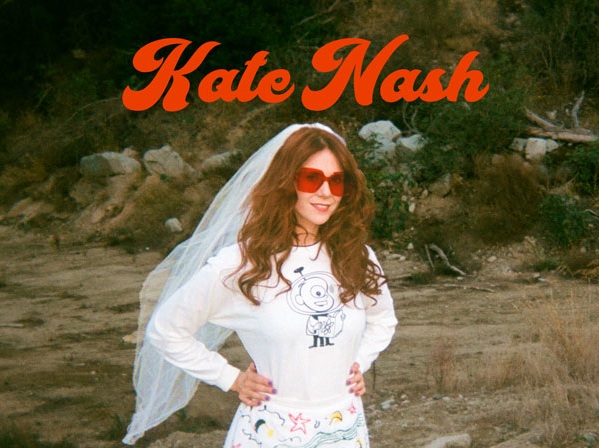 Kate Nash, un ruggito da grunge rock; qui sulla cover del nuovo cd