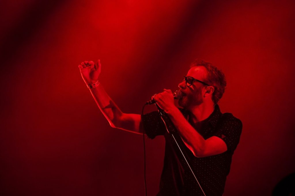 Matt Berninger durante un concerto nel 2019 (Keystone)