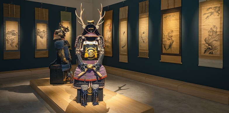 Armature di samurai all’interno dell’esposizione Kakemono (© 2020 FCM/MUSEC)