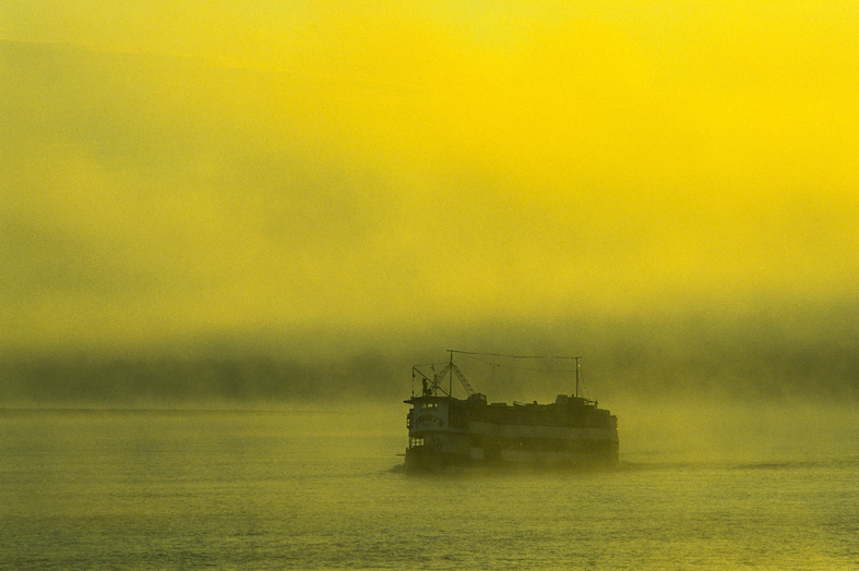 Alba sul Rio Ucayali. Qui si trova il punto in cui confluiscono i fiumi Ucayali e Marañon per formare il Rio delle Amazzoni