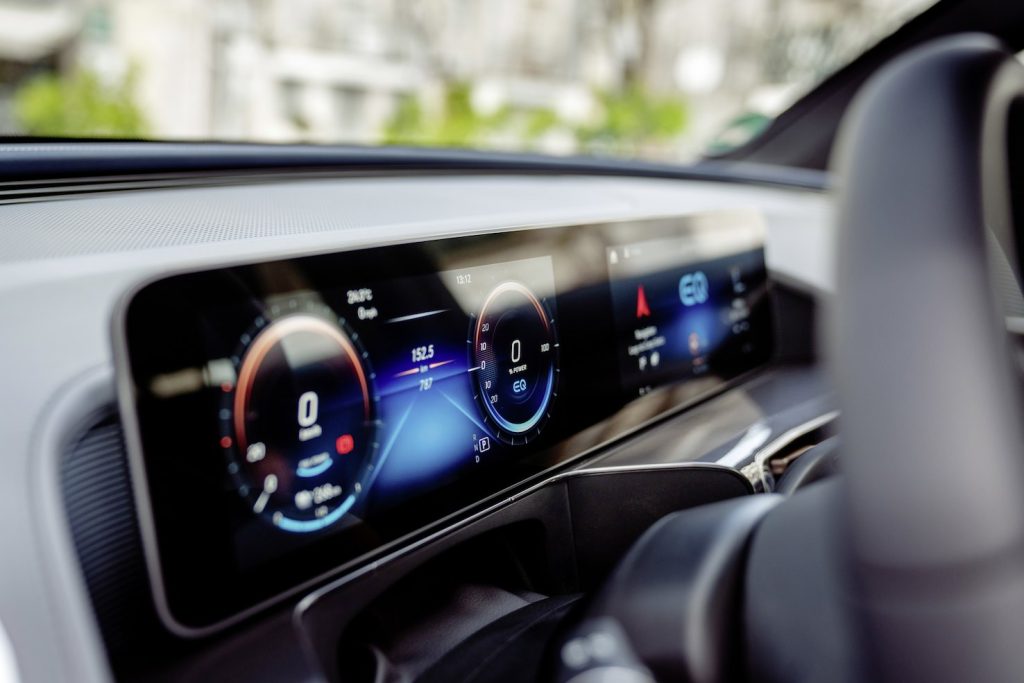 Il Suv elettrico EQC di Mercedes Benz