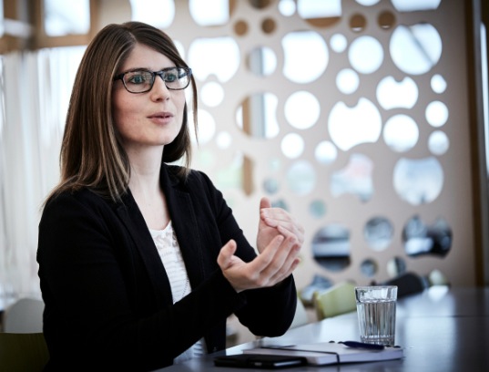Annina Erb è Responsabile alimentazione e salute presso la Federazione delle cooperative Migros