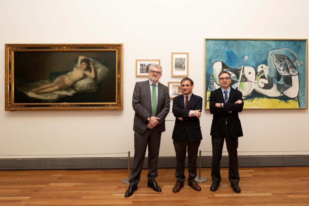 Da sin. a des., Miguel Falomir, dir. Prado, Javier Portús, resp. conserv. pittura spagnola e Andrés  Úbeda,  dir. agg. conserv. e investigazione (Foto© Museo Nacional del Prado)