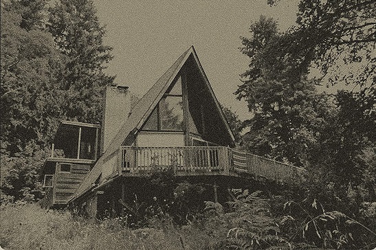 La casa nel bosco in cui è nato questo progetto musicale