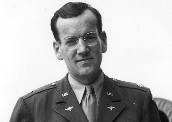 Alton Glenn Miller in divisa da soldato (Wikipedia)