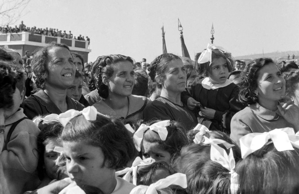 Comizio di De Gasperi in Calabria, 1952 (Archivio storico Luce)