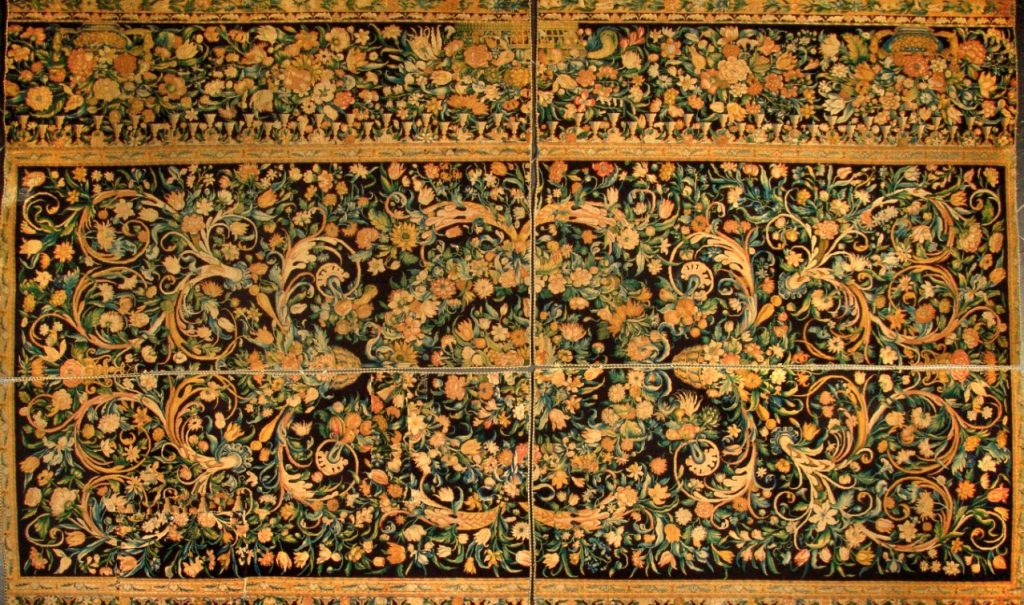 La tradizione vuole che il «tappeto turco di Einsiedeln» facesse parte del bottino di guerra di Leopoldo I d’Austria nel 1683 (Collezione abbazia Einsiedeln)