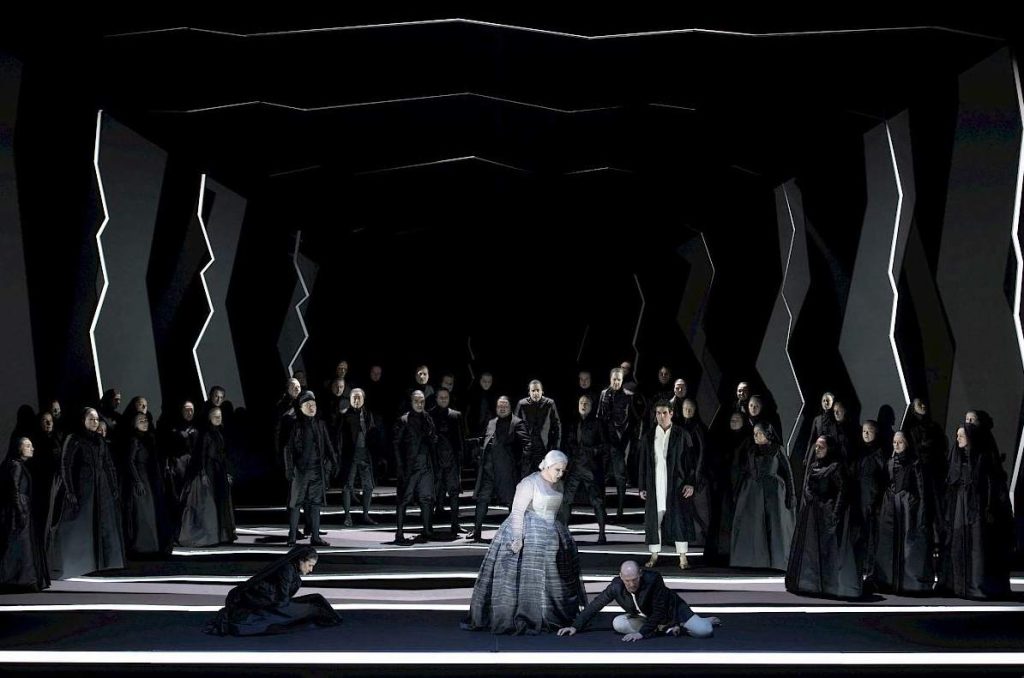 Un momento dello spettacolo (Monika Rittershaus)