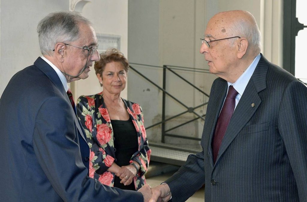 Lamberto Maffei e Giorgio Napolitano in un'immagine del 2014 (Wikipedia)