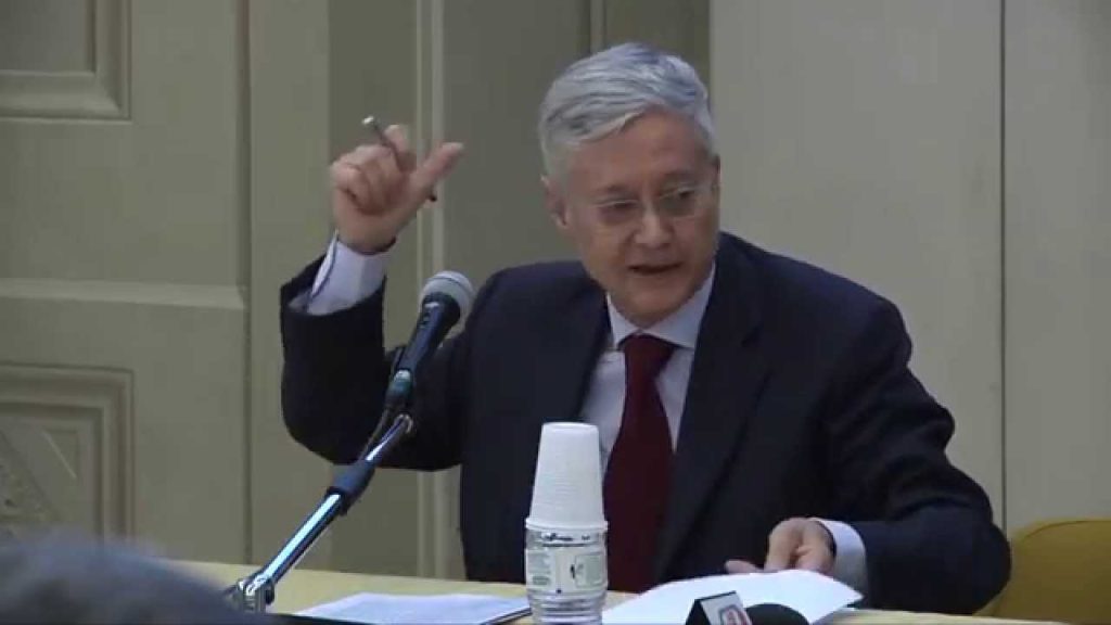 Claudio Marazzini, classe 1949, è nato a Torino (youtube)