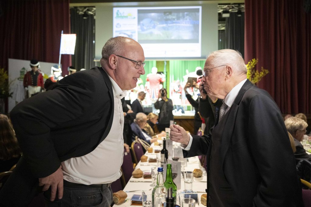 Pierre-Yves Maillard e Christoph Blocher a Zurigo, gennaio 2024 (Keystone)