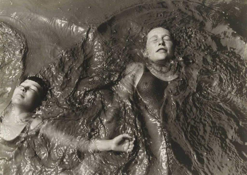 Kate Steinitz, Backstroke (Thomas Walther)