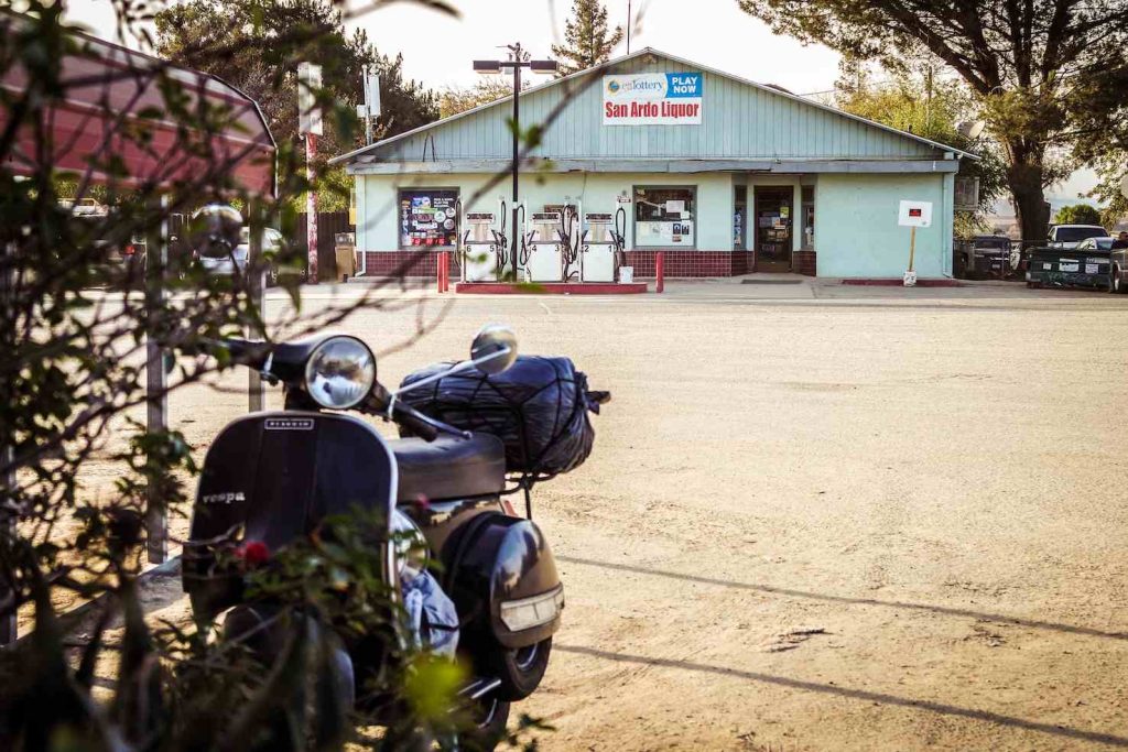 San Ardo è un piccolo villaggio con una pompa di benzina con piccolo negozio annesso (Sara Pellicoro)