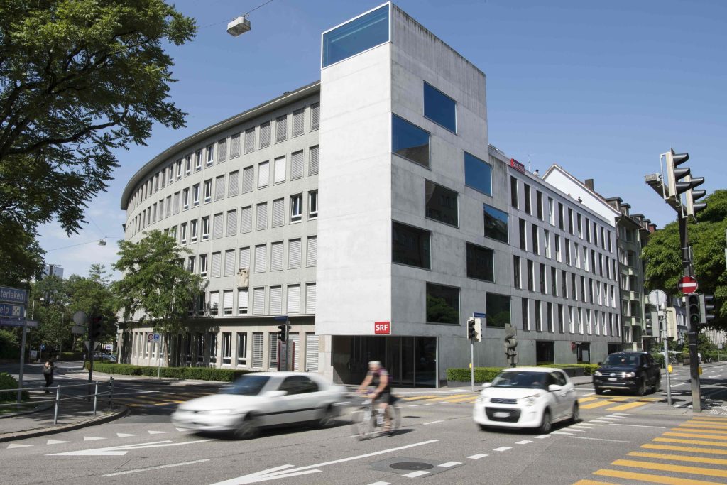 Gli studi della radio SRF a Berna: 170 impieghi verranno trasferiti a Zurigo (Keystone)
