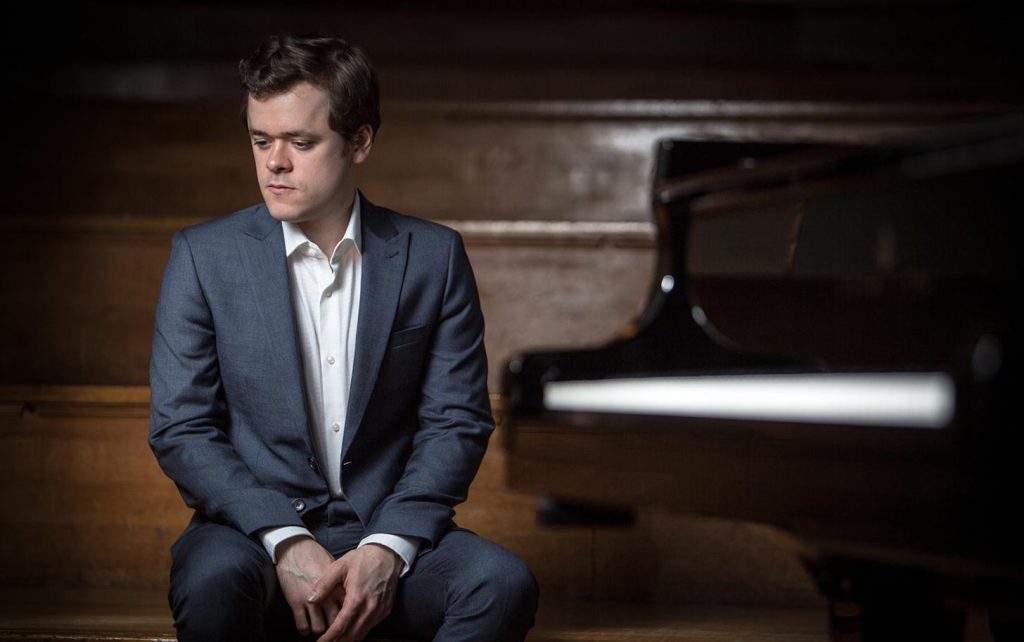 Il pianista britannico Benjamin Grosvenor