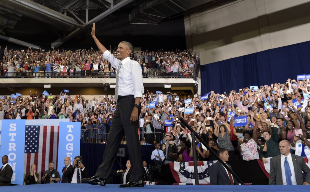 In campagna elettorale Barack Obama ha ritrovato la sua capacità di ammaliare il pubblico (Keystone)