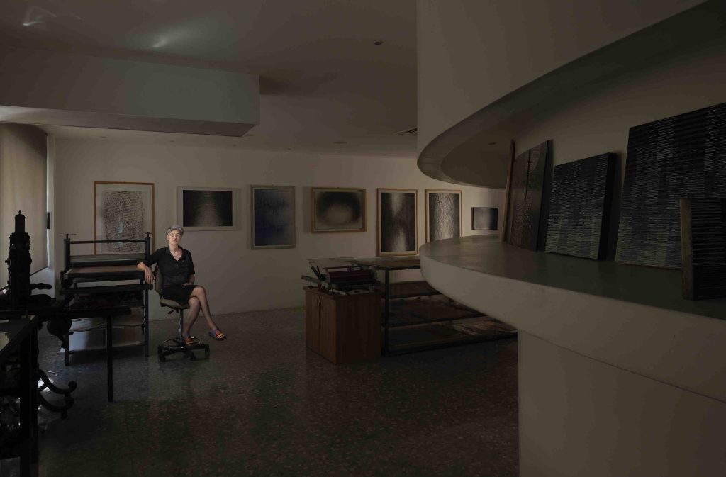 Uno foto di Roberto Pellegrini dalla Serie Ateliers Marina Bindella (R. Pellegrini)