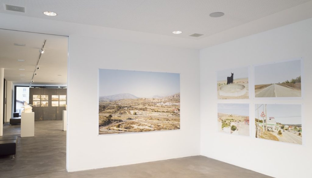 Veduta dell’esposizione in corso a Minusio