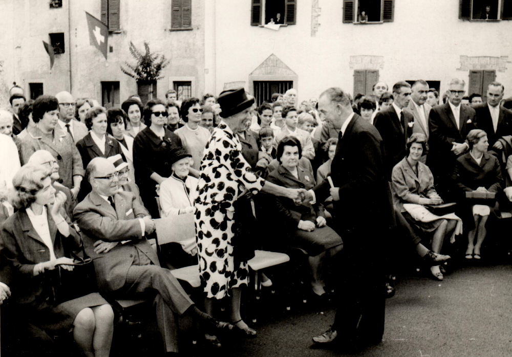 Foto d'epoca: Adele Duttweiler a Capolago negli anni 60 (Archivio Azione)