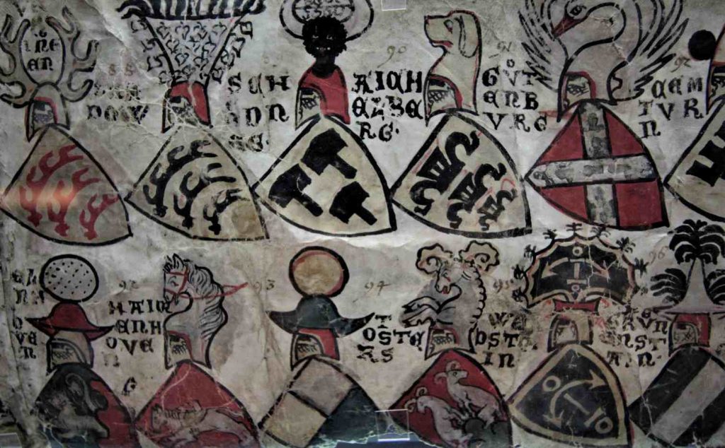 Particolare di una pergamena (attorno al 1330) con 28 vessilli vescovili e 559 stemmi della nobiltà sud-occidentale del Sacro Romano Impero (T. Stiano)