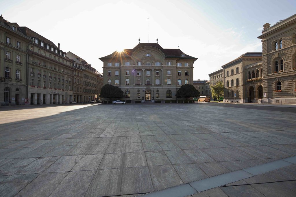 La decisione della Banca Nazionale Svizzera avrà un impatto indiretto anche sul mercato ipotecario (Keystone)