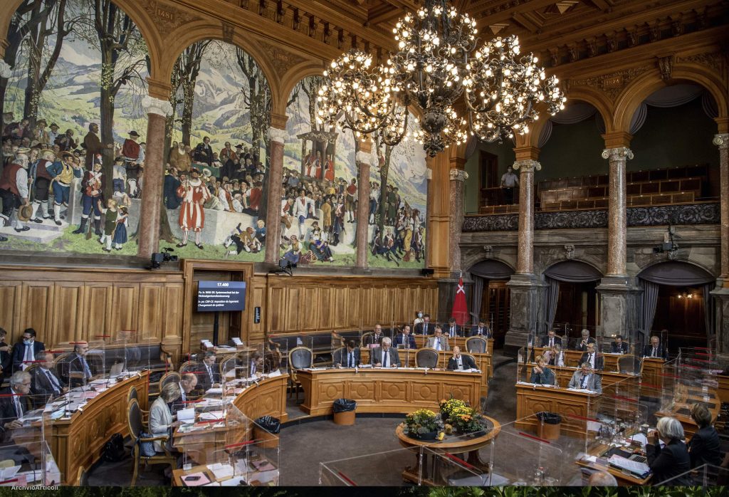 La sala del Consiglio agli Stati il 21 settembre: un risicato sostegno al principio e tanto disaccordo sui dettagli (Keystone)