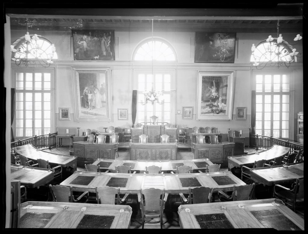 Sala del Consiglio Comunale di Lugano, 1962 (Archivio storico della Città di Lugano, Fondo Vincenzo Vicari)