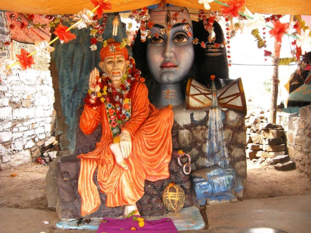 Omkareshwar, tempietto di Sai Baba