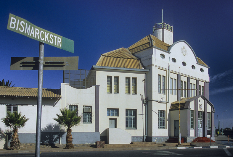 Nel 1909, dopo la scoperta di diamanti in quest'area, Luderitz godette di grande prosperità