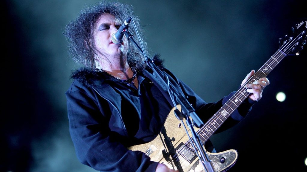 Robert Smith dei The Cure (Goodfon.com)