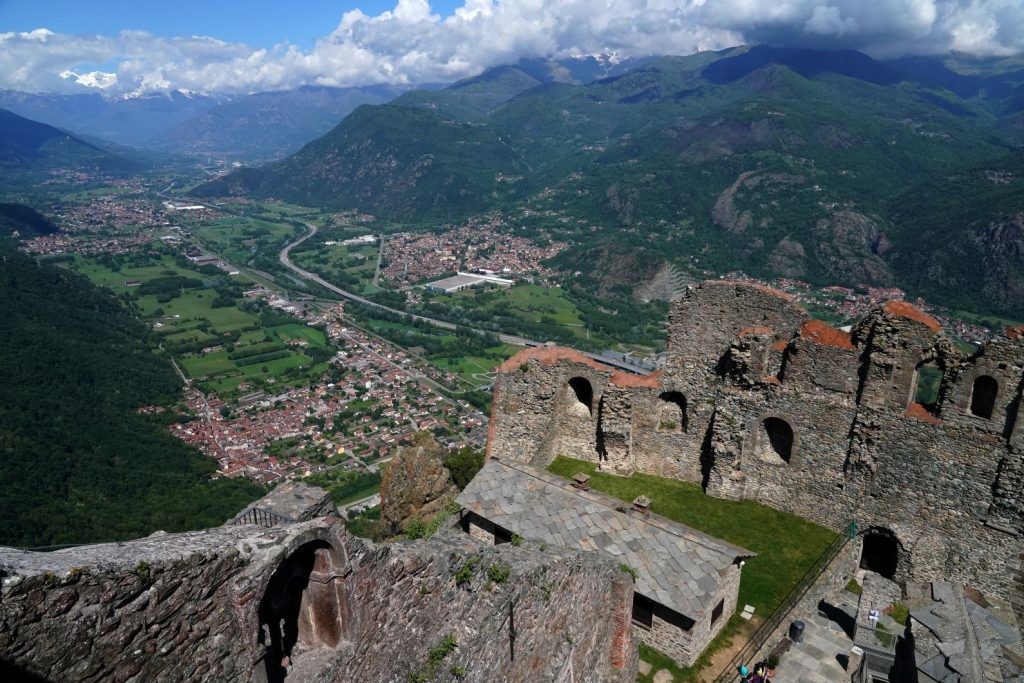 Le rovine e la Val di Susa.