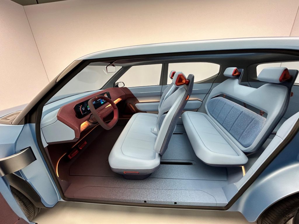 L'interno della Concept EV2 (M.A. Cucchi)