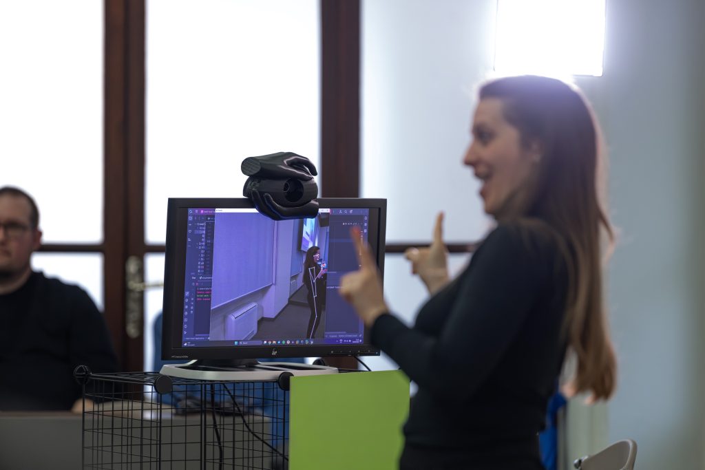 Un momento della presentazione tenutasi a Mendrisio dell’innovativo sistema di comunicazione in Lingua dei Segni Italiana (© Ti-Press / Elia Bianchi)