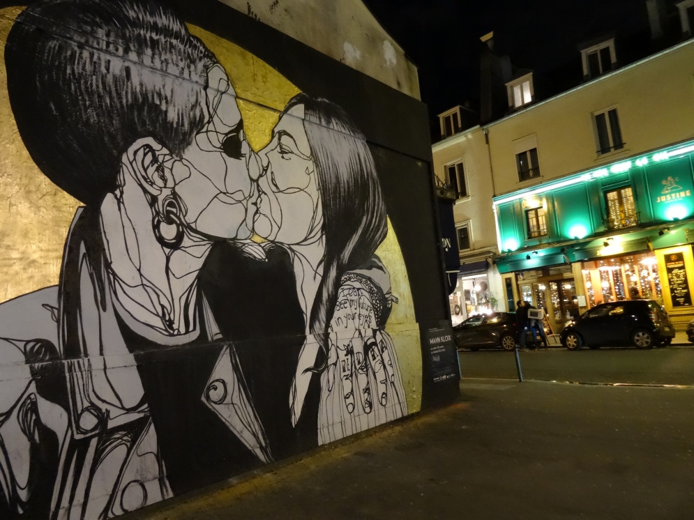 Parigi, rue Oberkampf, più volte percorsa dal protagonista Martino (Jeanne Menjoulet)