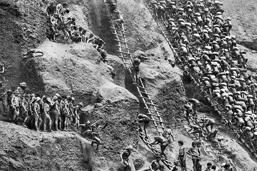 Sebastião Salgado, Miniera d’oro Serra Pelada, 1986