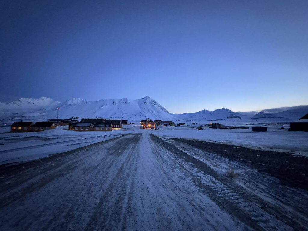 Il villaggio di Ny-Ålesund