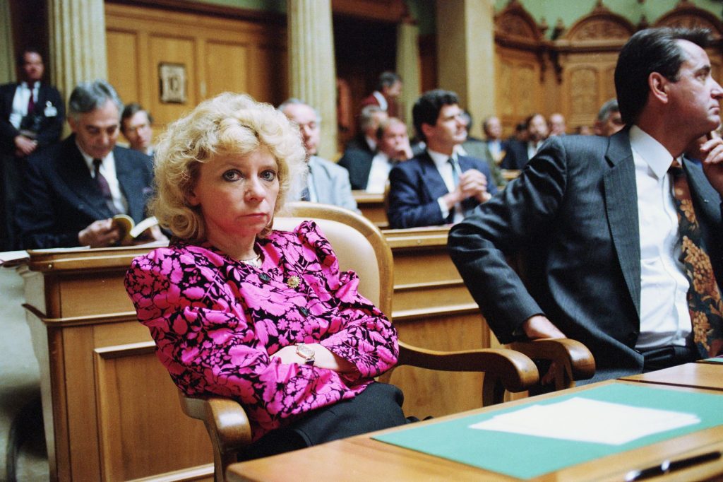 10 marzo 1993: Christiane Brunner non nasconde la propria delusione per la mancata elezione in Consiglio federale (Keystone)