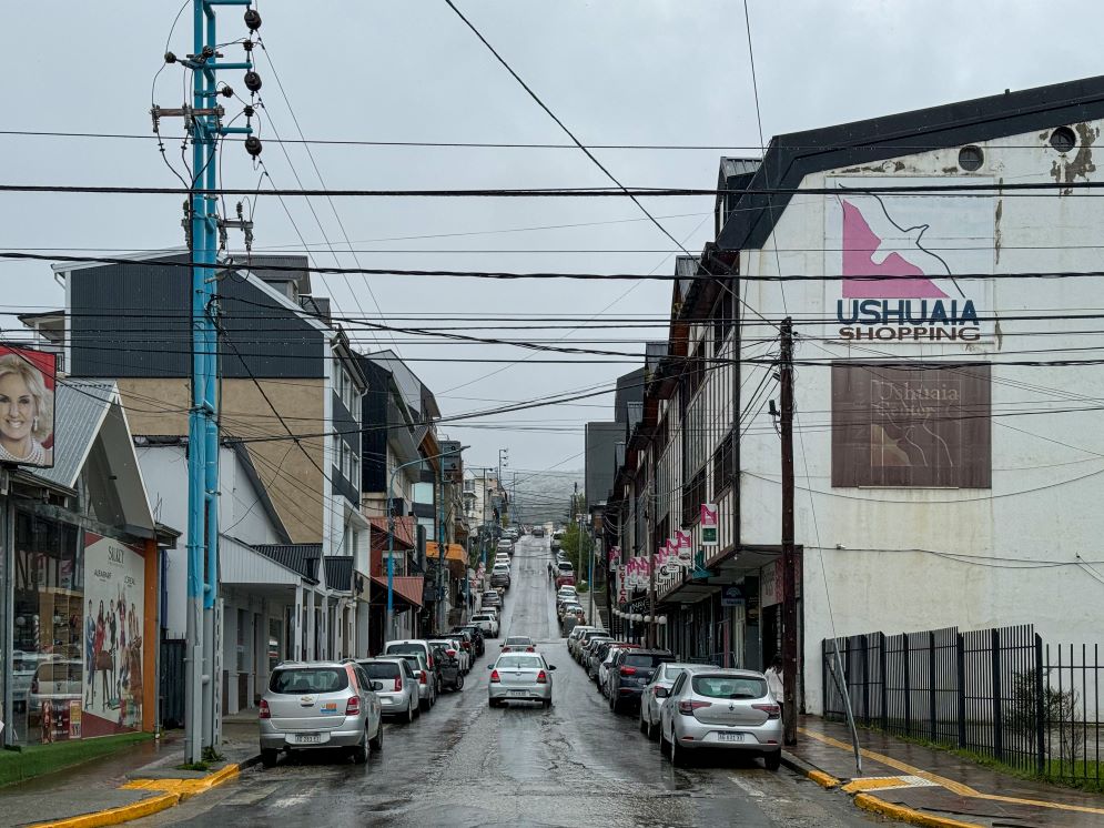 Vista del centro di Ushuaia oggi